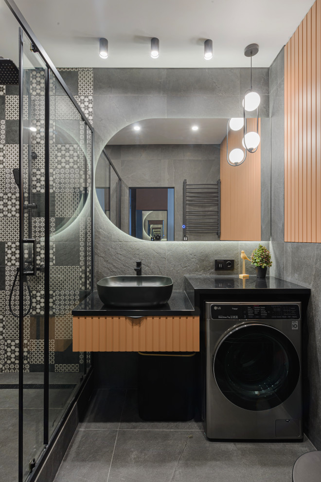 Квартира с гитарой