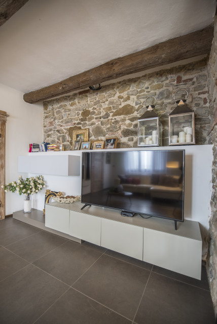 Villa di campagna modern-living-room