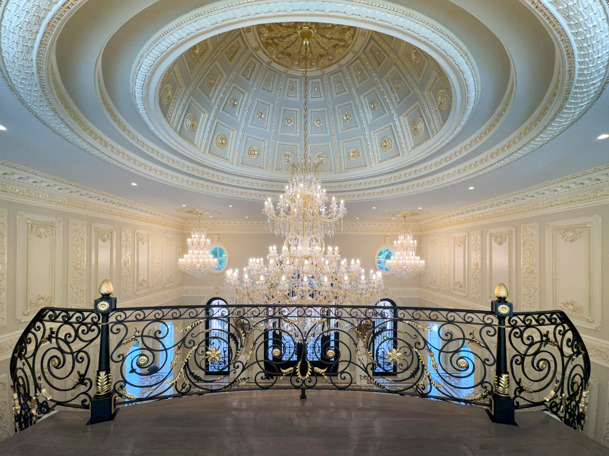 135_Vibrant Staircase with Touch of Historic Grandeur, Great Falls, VA 22066