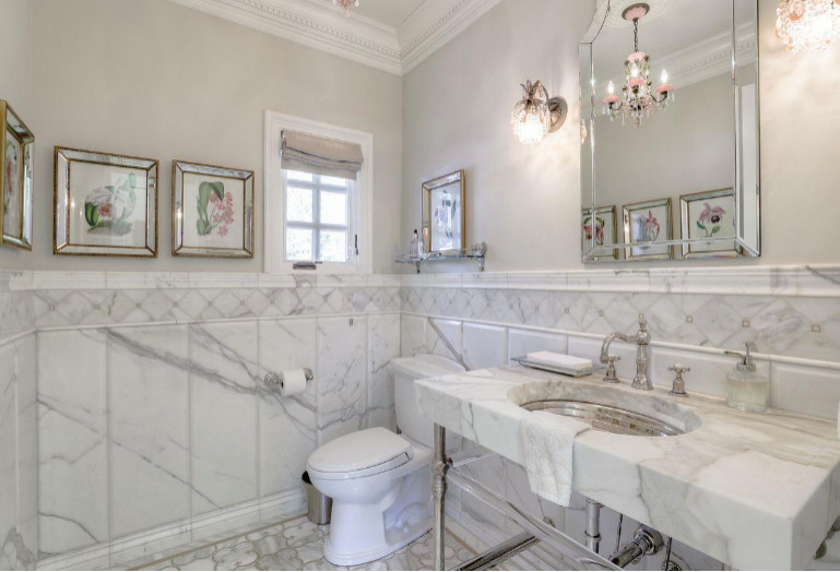 Inspiration for a traditional powder room in San Francisco.