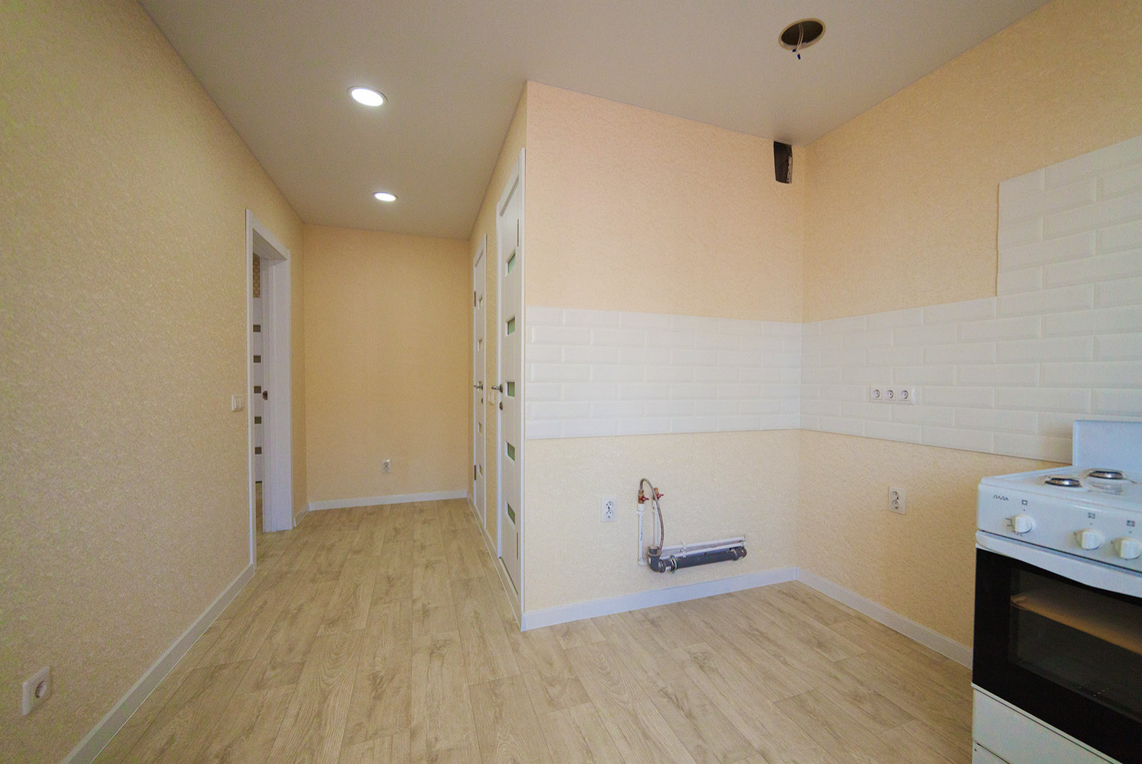 2-комнатная квартира на Челомея, 1