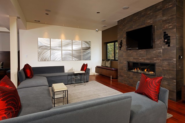 Basement Fireplace modern-wohnbereich
