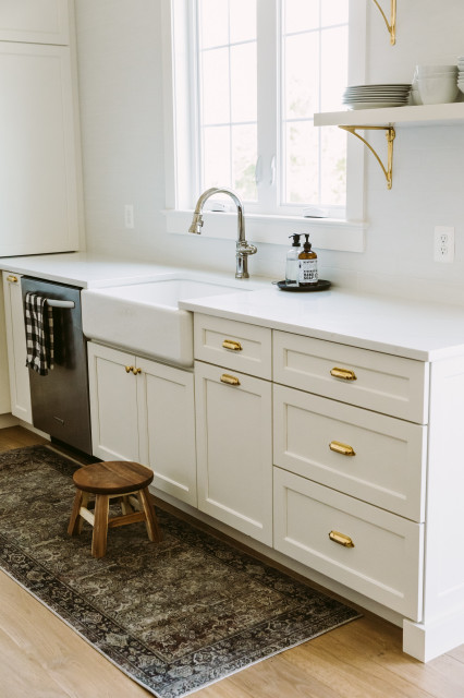 Sutton Kitchen transitional-kitchen
