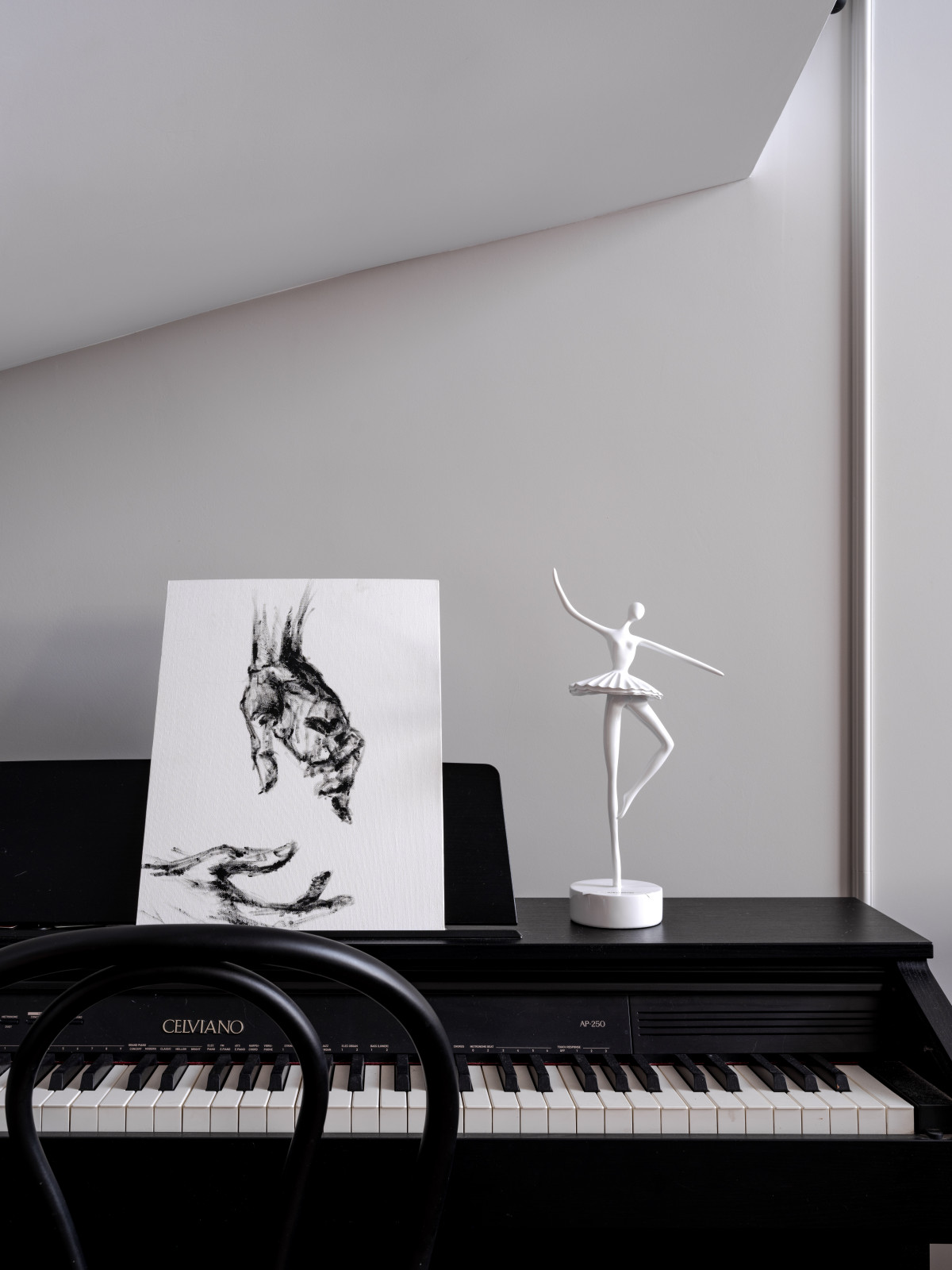 с французским акцентом