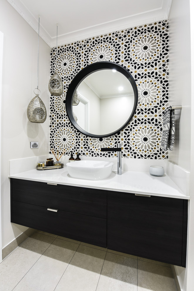 Inspiration for a mediterranean bathroom in Melbourne.