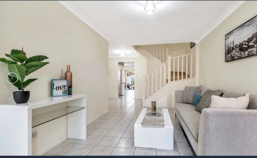 FRESH FACE FOR A TOWNHOUSE FOR SALE