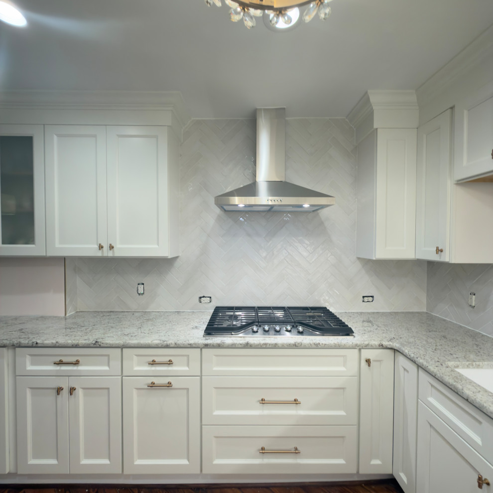 Example of a transitional kitchen design in Raleigh