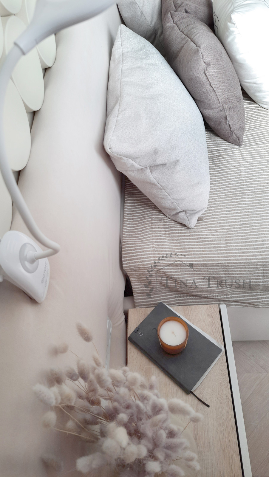 Спальня в бежевых тонах