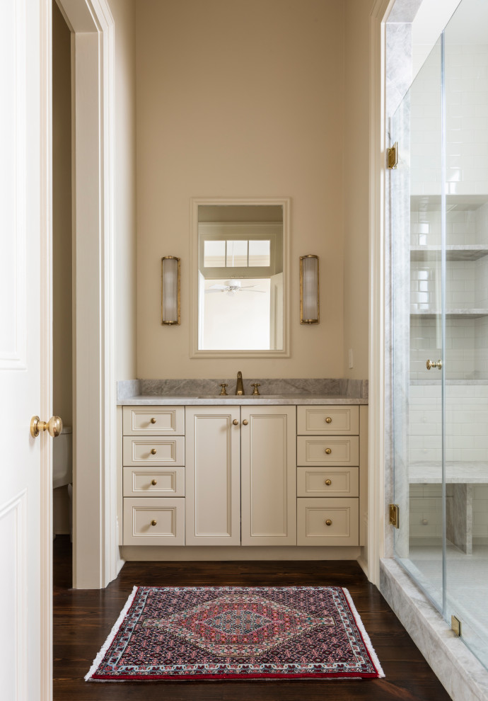 Bathroom - traditional bathroom idea in New Orleans
