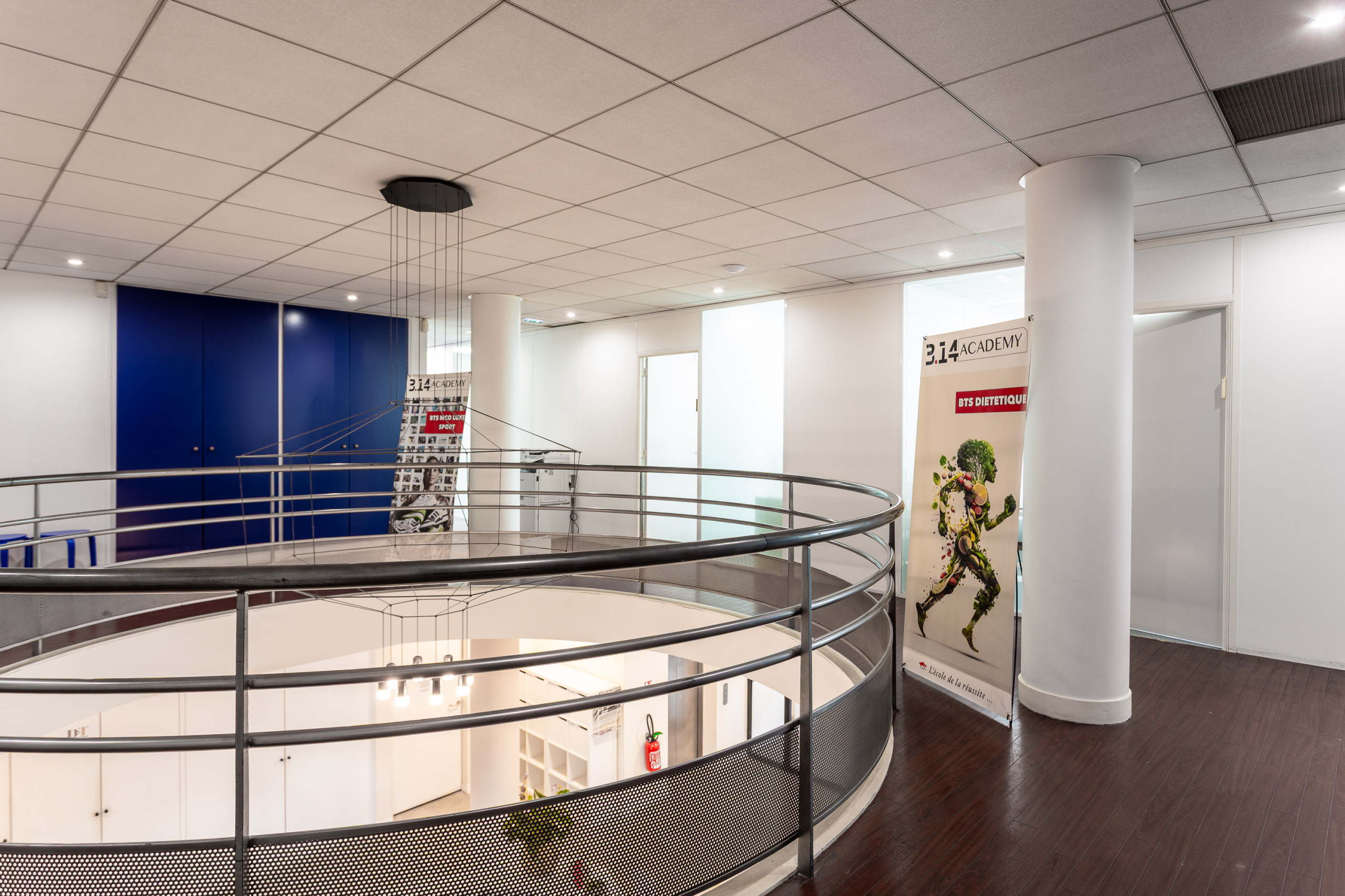 Un bureau repensé pour allier bien-être et performance au travail" ✨