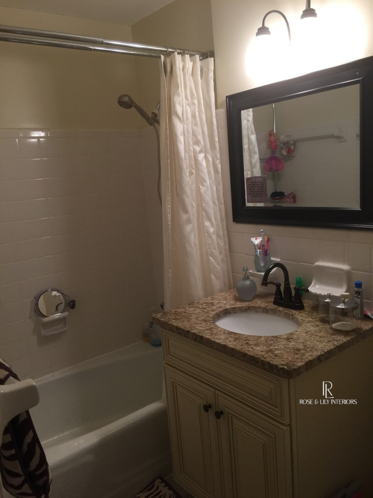 Home design - transitional home design idea in Atlanta