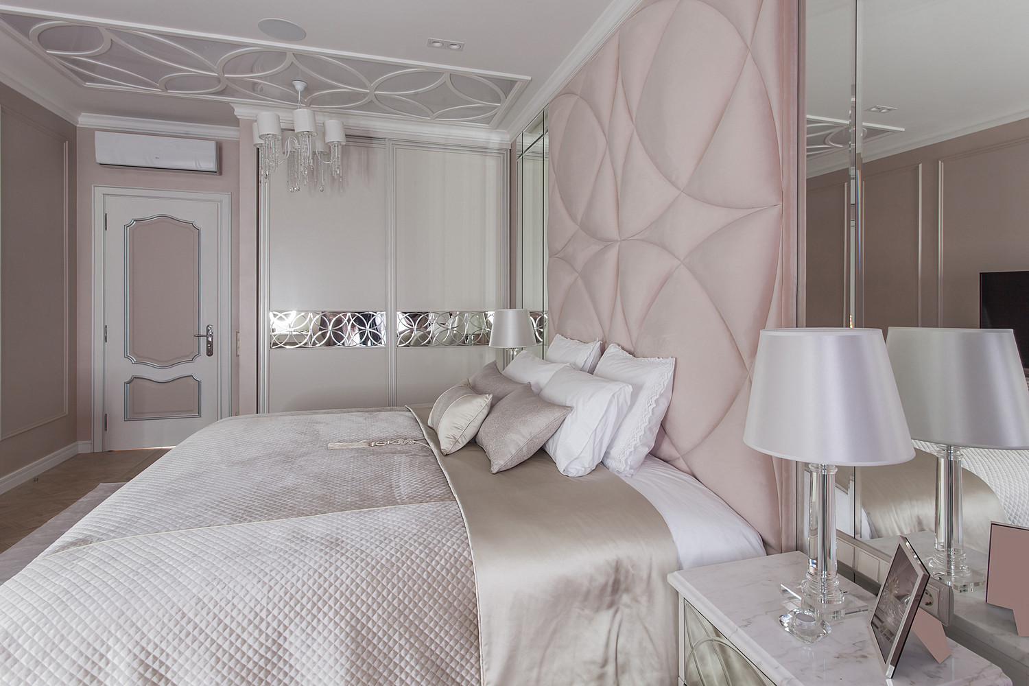 Квартира на улице Радищева в СПб