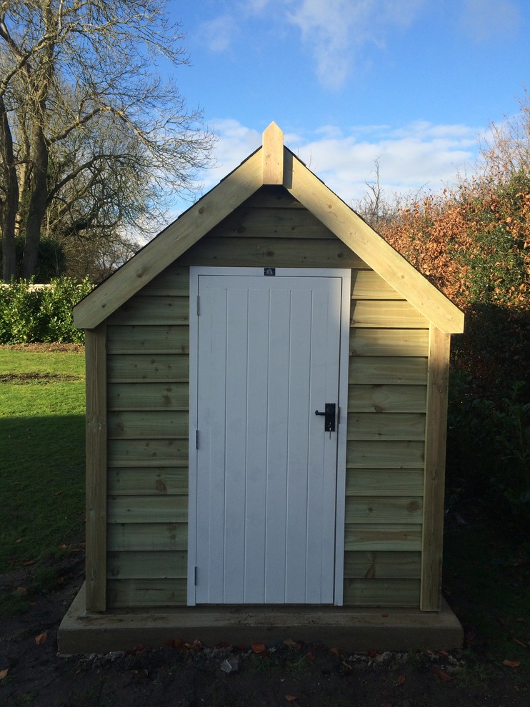 Design ideas for a large traditional detached garden shed in Other.