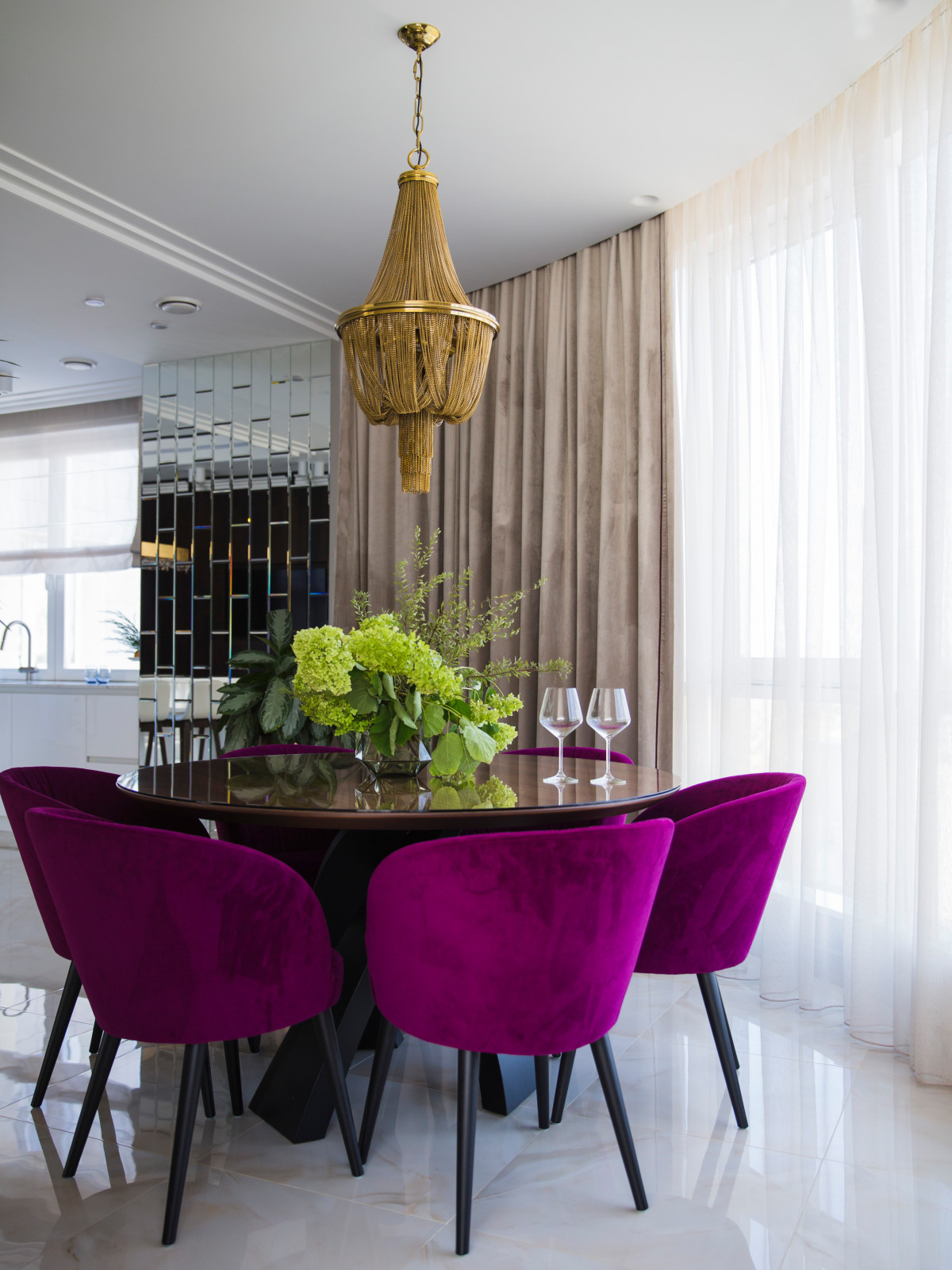 Квартира на набережной