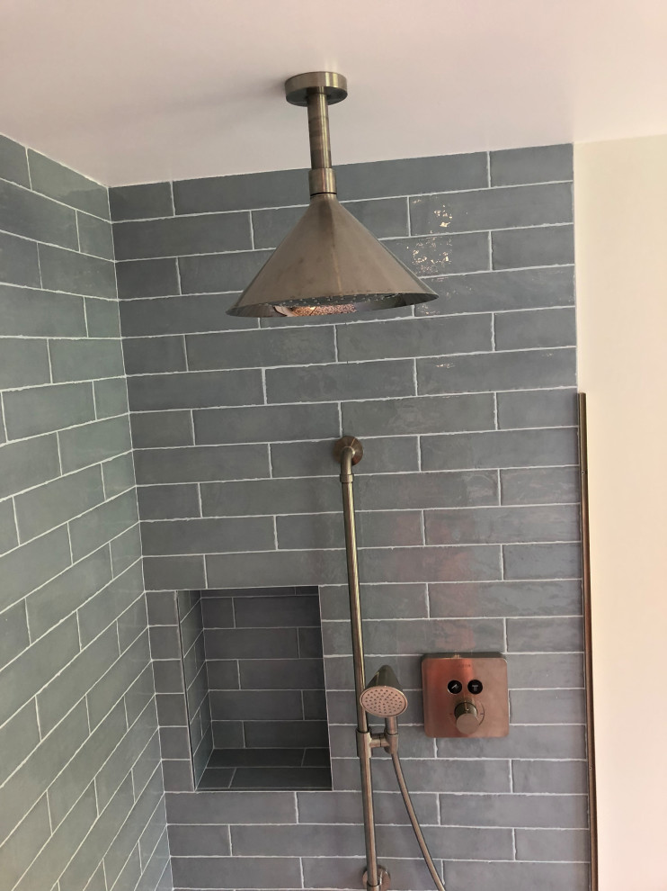 Contemporary Bathroom Remodel in London