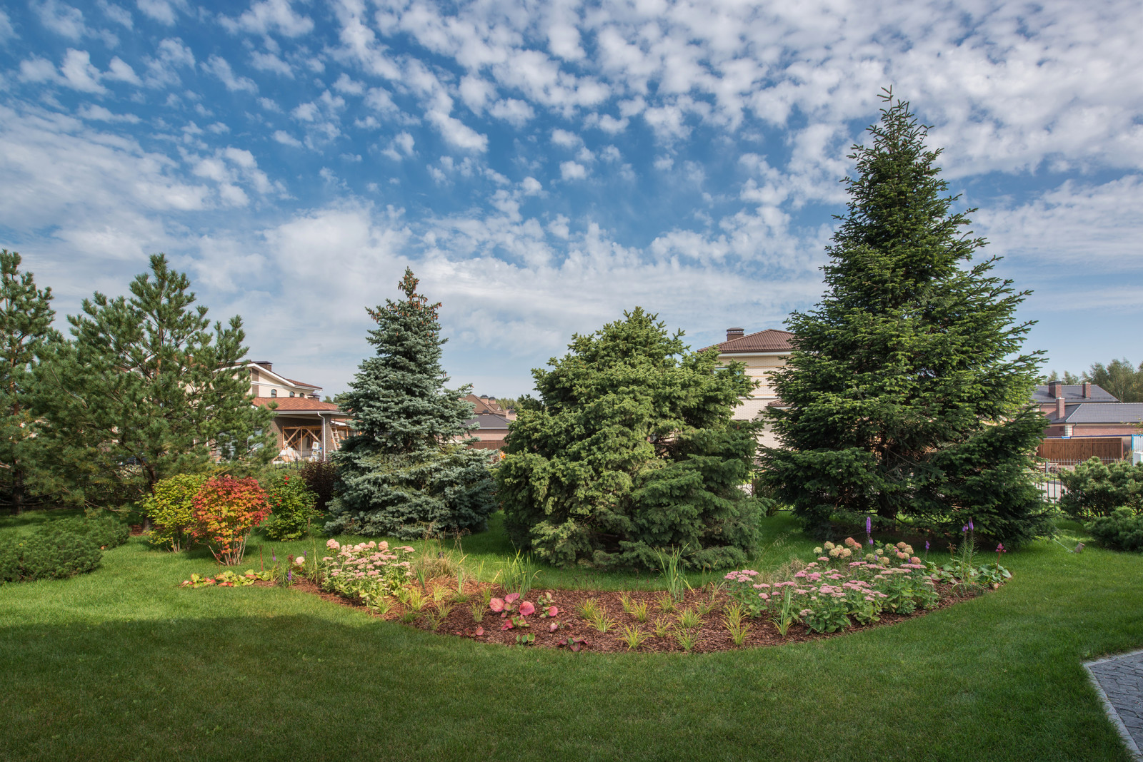 КП Снегири "Сад в пейзажном стиле" 50 соток