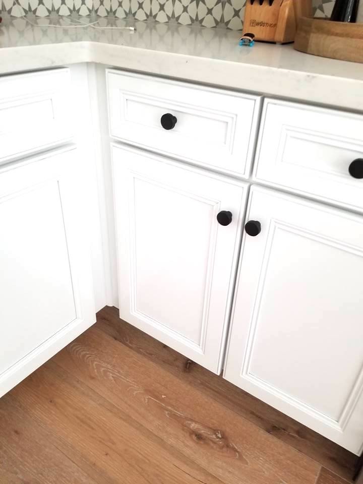 Transitional kitchen photo in Phoenix