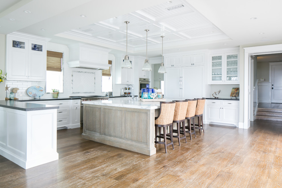 Example of a transitional kitchen design in Orange County