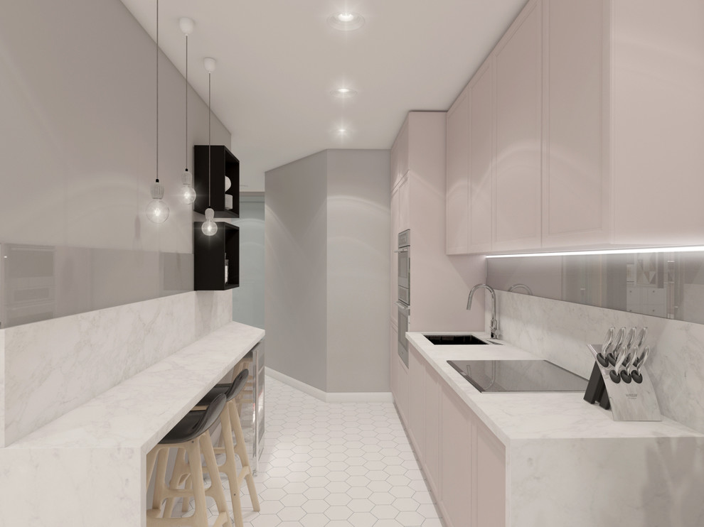 На берегу моря