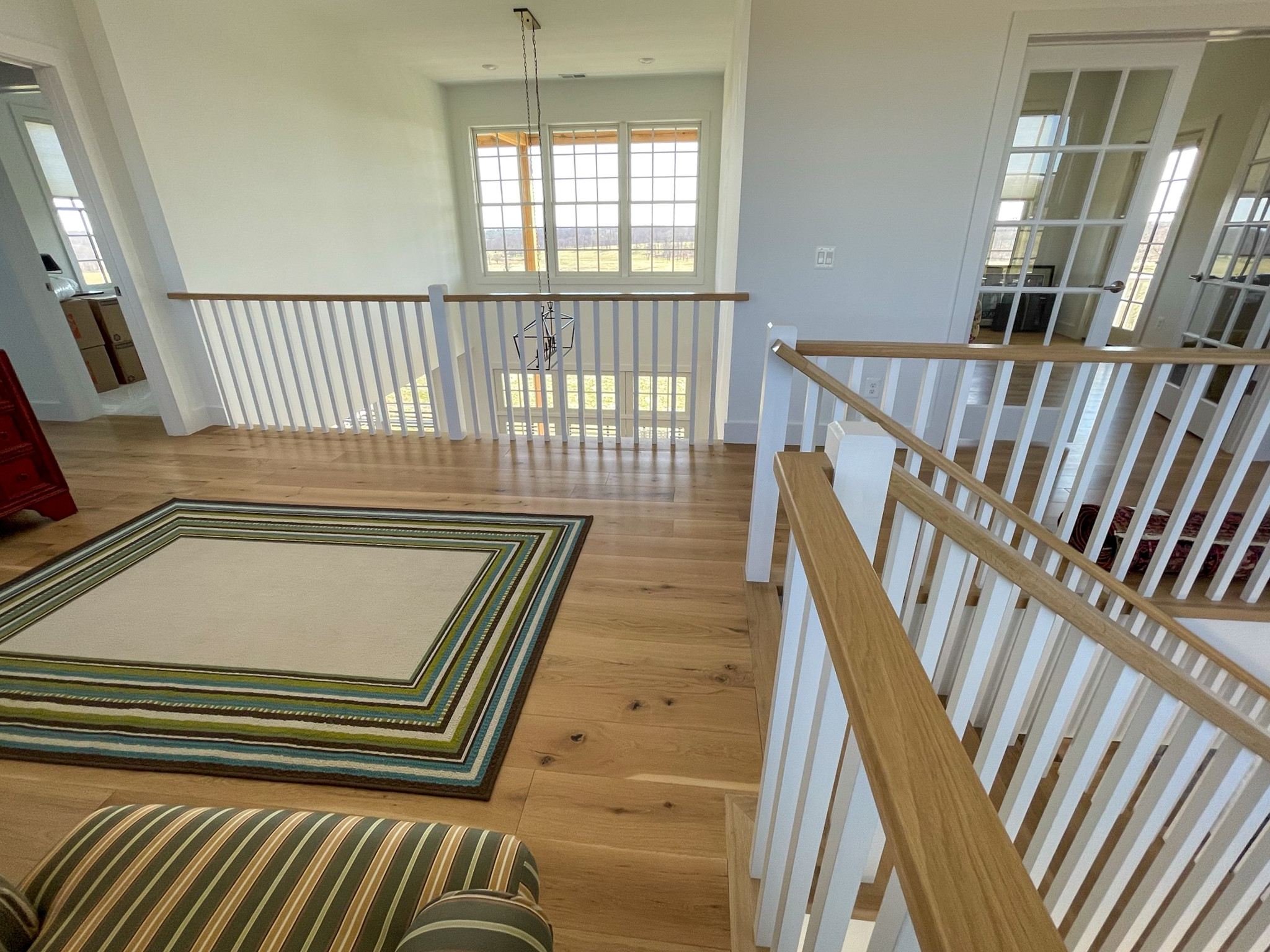 91_U-Shaped Floating Staircase Surrounded by Bucolic Mountain Views, Winchester,
