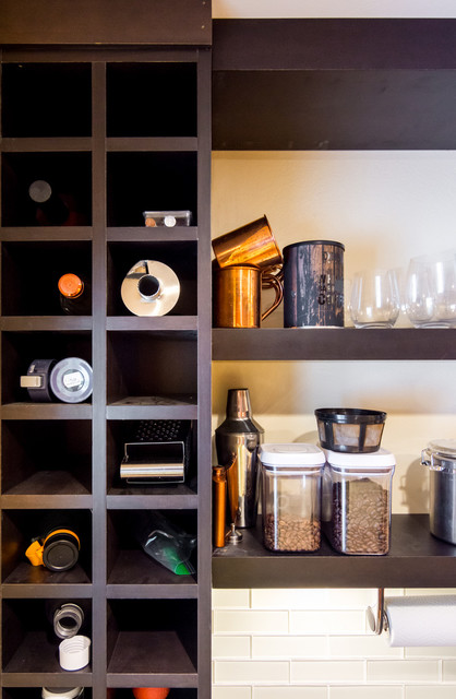 Ann Arbor "Tiny" Kitchen remodel modern-kueche