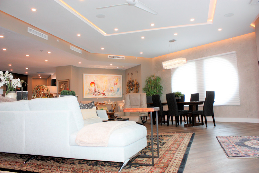 Idee per un ampio soggiorno contemporaneo aperto con sala formale e pannellatura