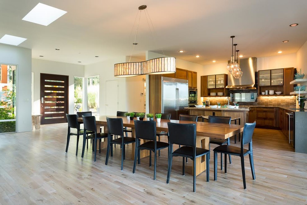 Transitional kitchen in Seattle.