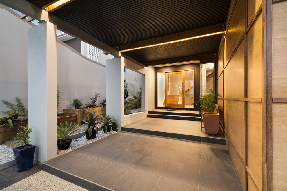 This is an example of a modern entryway in Sunshine Coast.