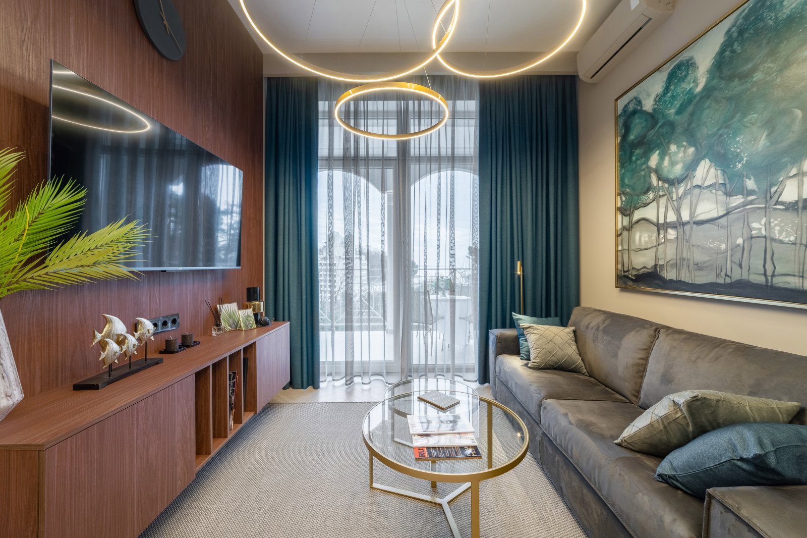 Квартира с современным ремонтом в Сочи