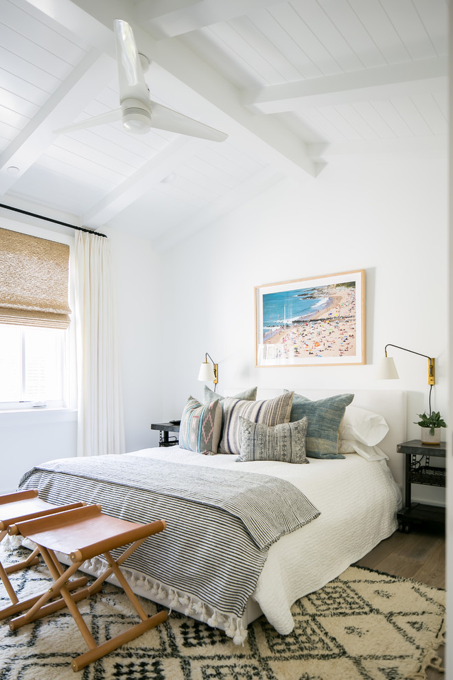 Inspiration for a beach style bedroom in Orange County.