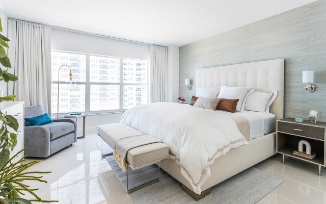 Ft. Lauderdale Oceanfront Condo modern-bedroom