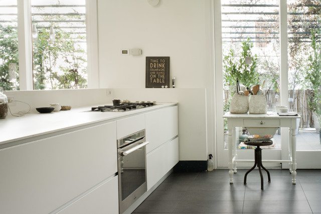 Candido interno milanese shabby-chic-style-kitchen