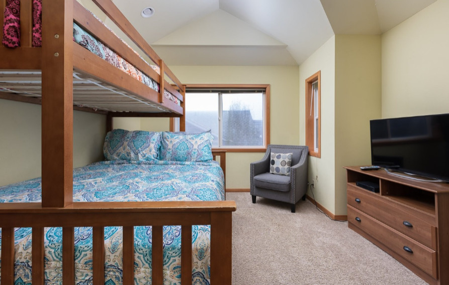 "Beach Me" Lincoln City, OR Short-term Rental Remodel