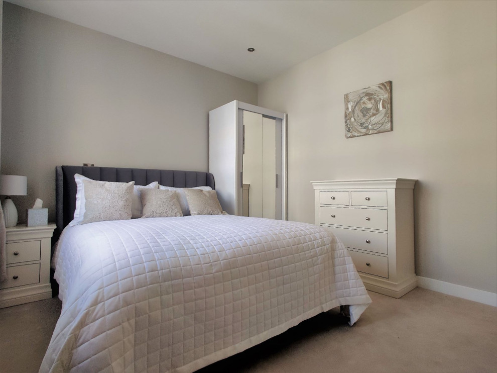 3 Bedroom Flat - Acton - Fully refurbished