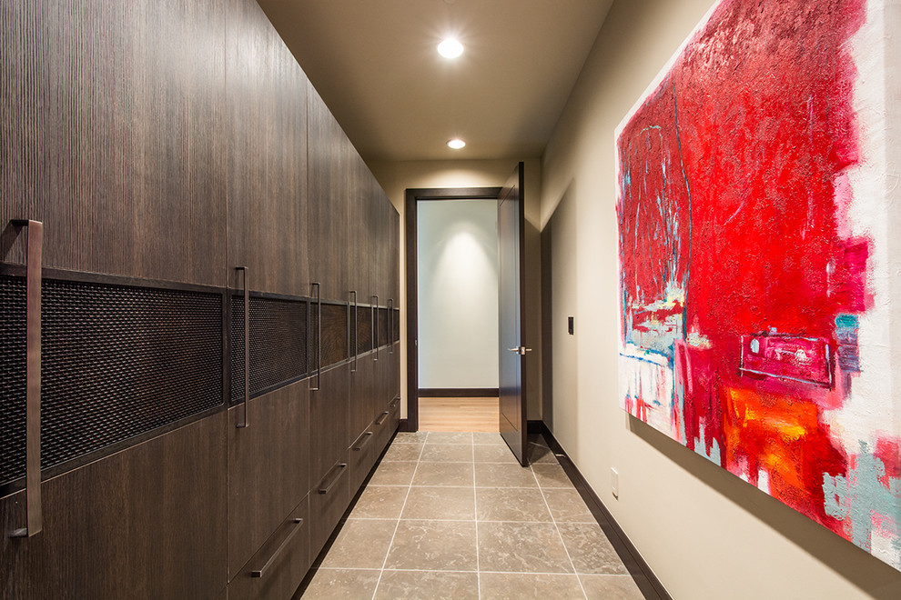 This is an example of a contemporary hallway in Salt Lake City.