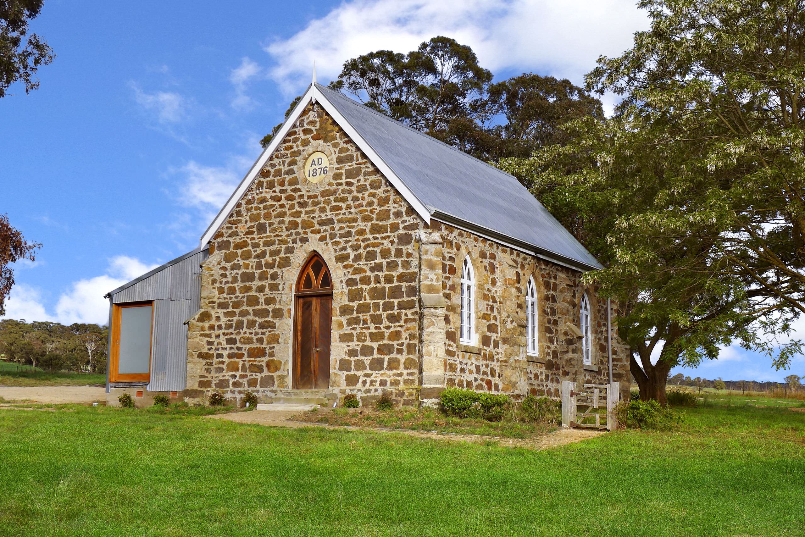 Roots of Style: Complex, Romantic Gothic Revival, image size:2560x1708