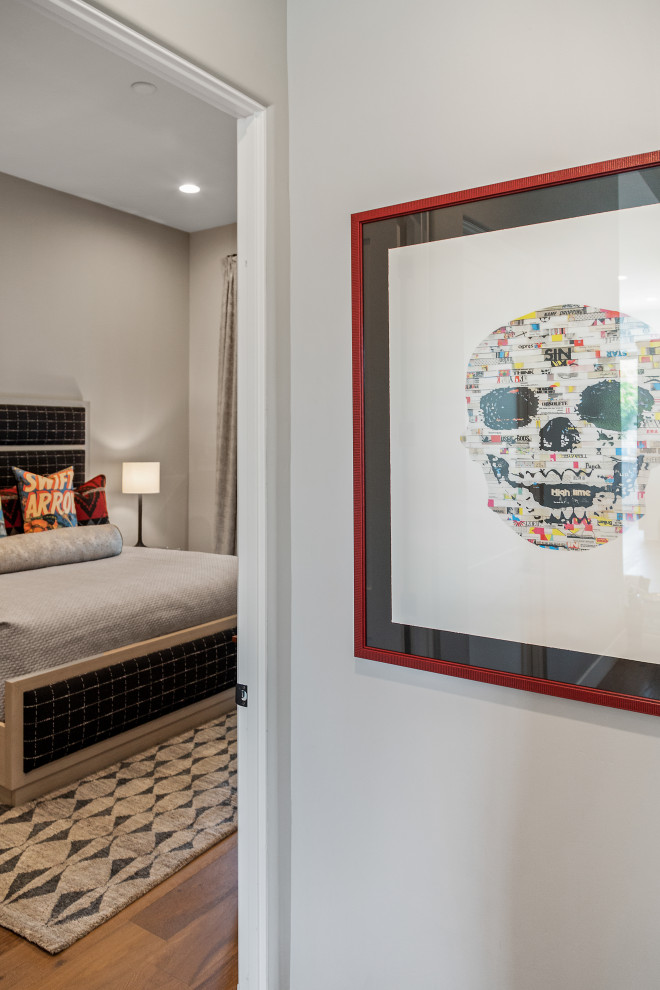 Home design - transitional home design idea in Phoenix