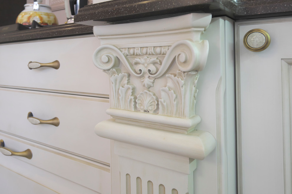 Элитная кухня для загородного дома