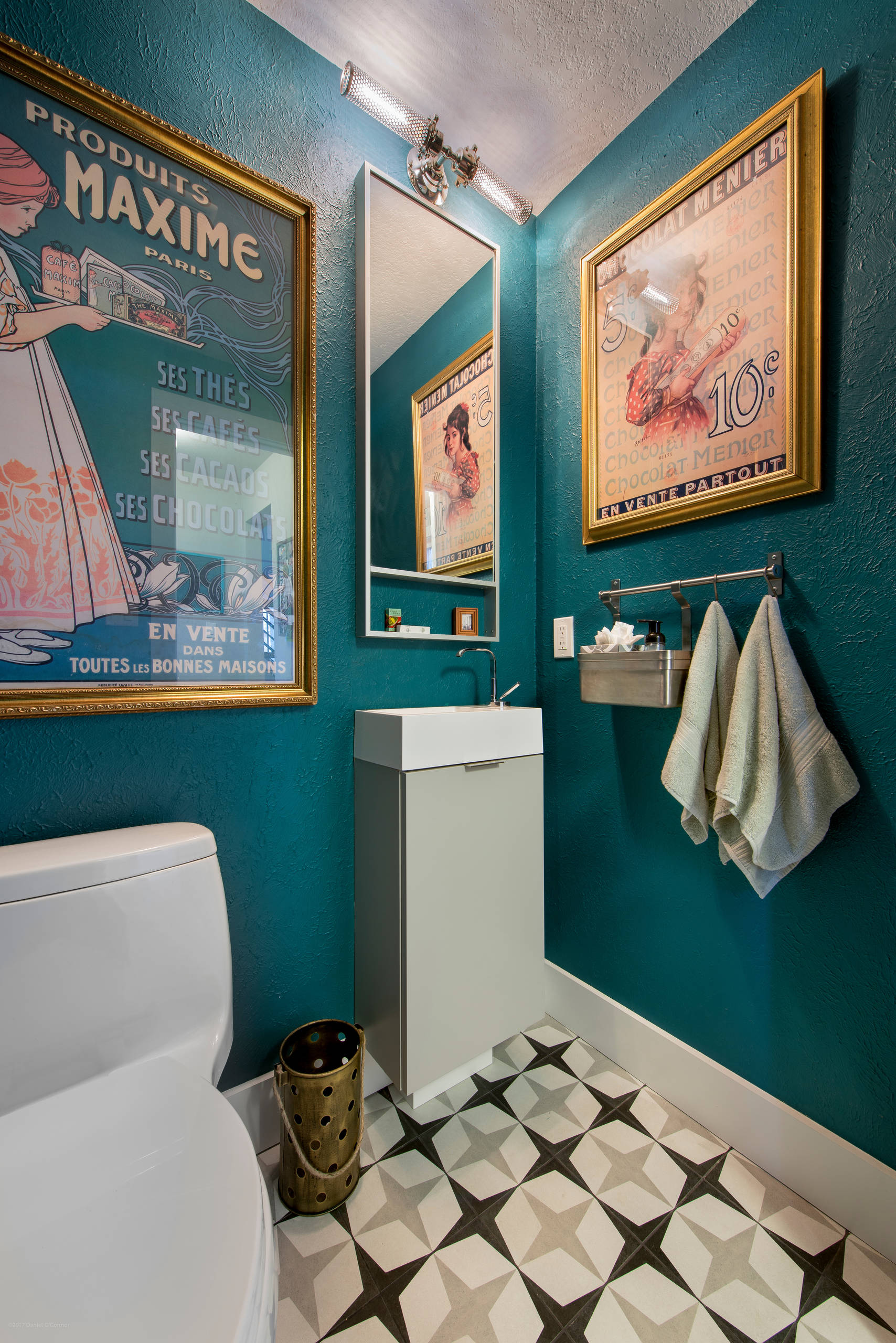 75 Eclectic Powder Room Ideas You'll Love - January, 2026 | Houzz, image size:1708x2560