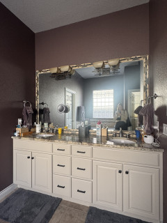 Warm and Refined Bathroom With a Striking Green Shower (8 photos)