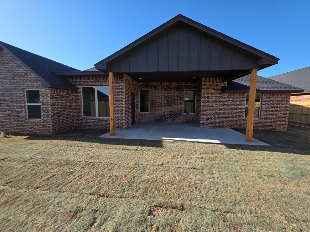 Jack & Jill open concept split floor plan