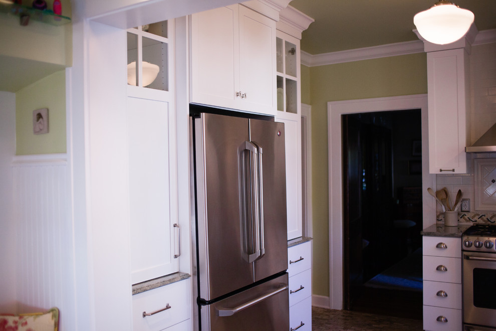 Example of a transitional kitchen design in Indianapolis
