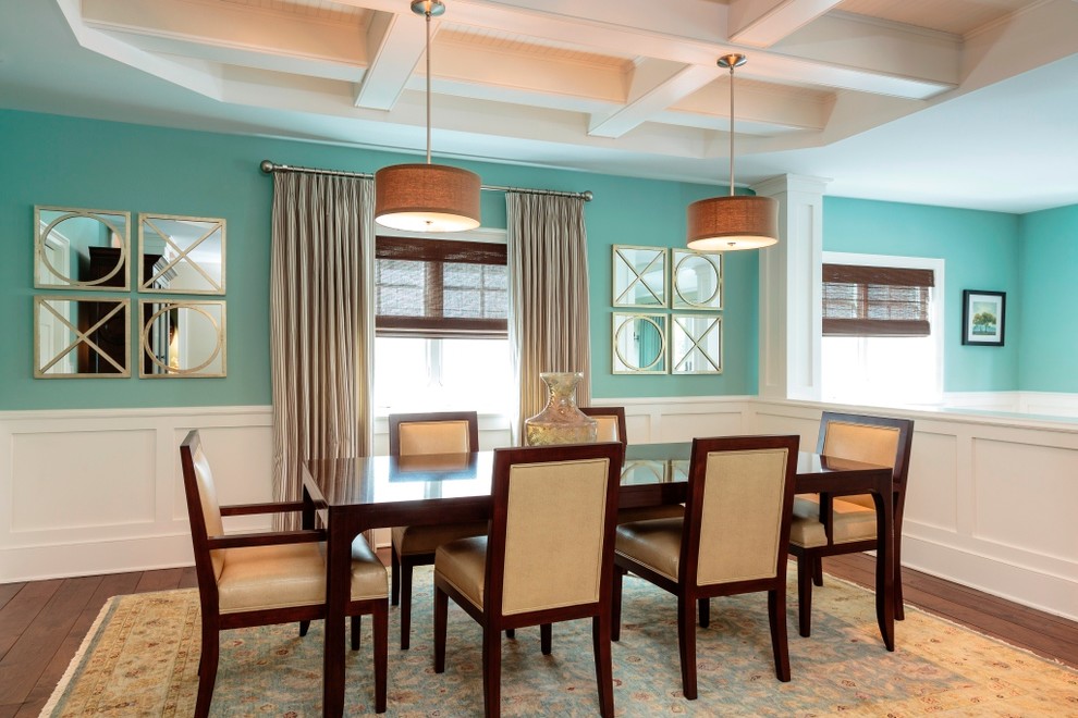 Photo of a beach style dining room in Los Angeles.