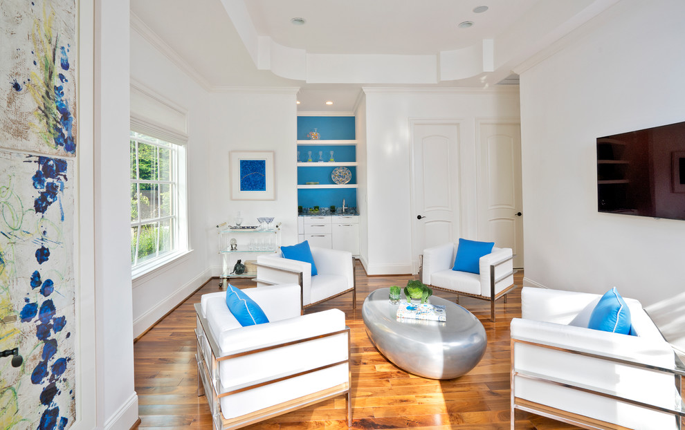 Trendy home design photo in DC Metro