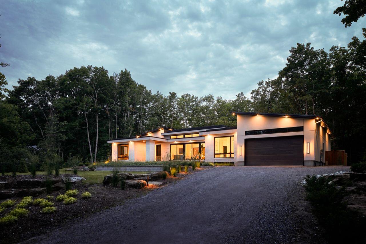 Mid-Century Modern Among the Pines