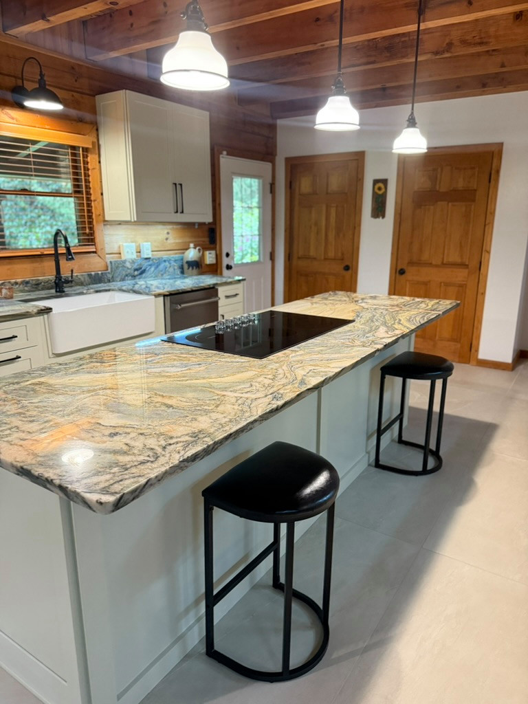 Modern Rustic Cabin Kitchen Inspiration