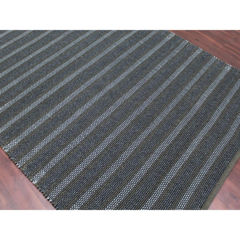 Picket House Furnishings Stanford Round Dining Table in White