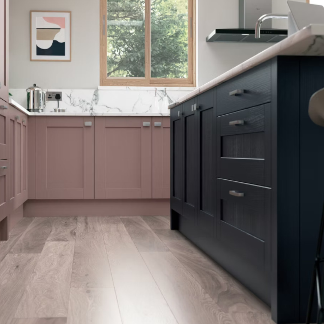 Grain painted shaker kitchen in Leicester with brushed finish and timeless design.