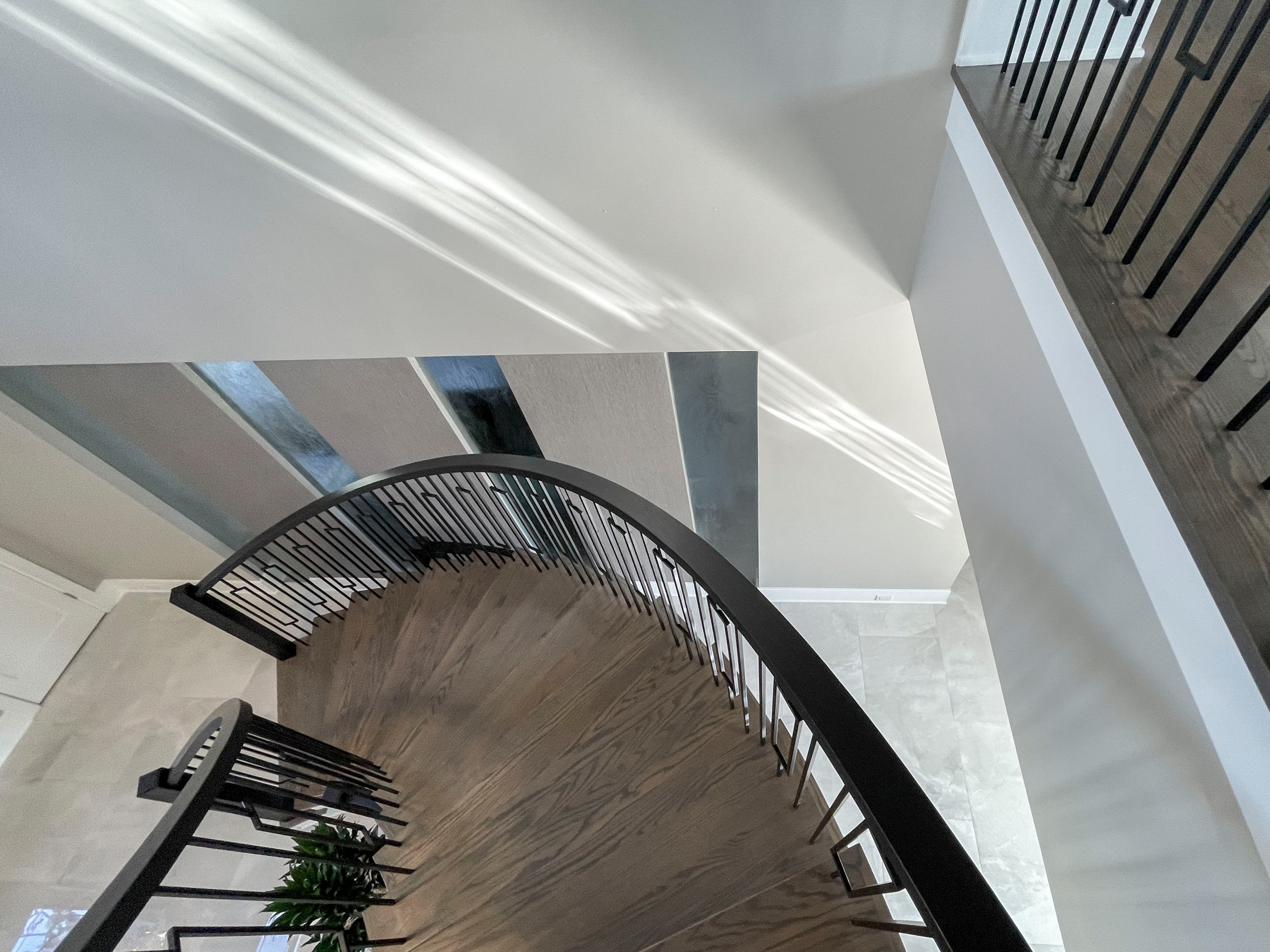 114_Striking Floating-Curved Staircase, Leesburg VA 20175