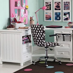 Beadboard Basic Corner Desk 